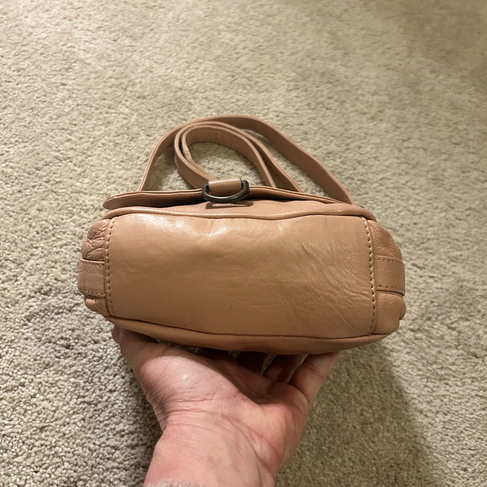 Wanderers Travel Co. Blush Pink Tan Leather Crossbody Bag - Picture 3 of 9